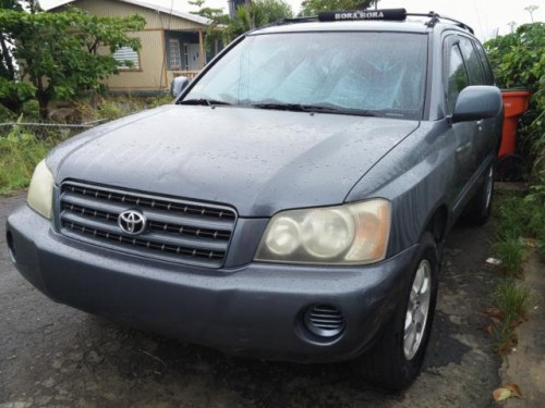 02 Toyota Highlander V6 marbete hasta 4-2018