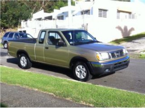 1998 Nissan Frontier XE King Cab