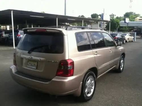 2004 Toyota Highlander