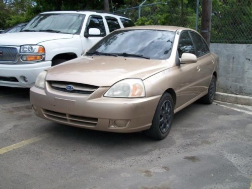 2004 Kia Rio Base