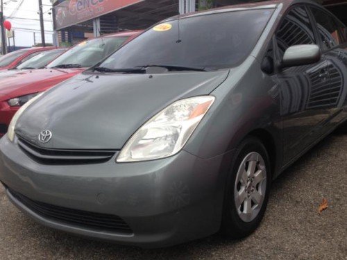 2004 PRIUS