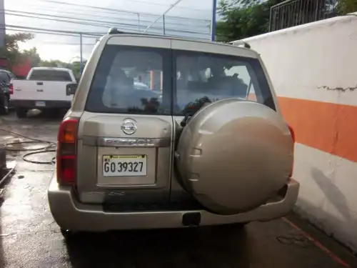 2005 Nissan Patrol full