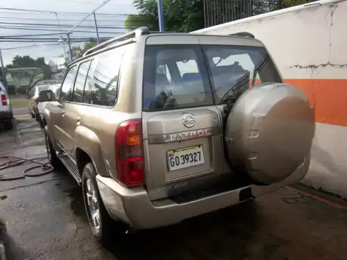 2005 Nissan Patrol full