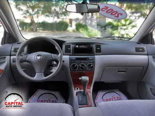2005 Toyota Corolla LE