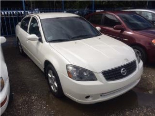 2005 NISSAN ALTIMA 3.5 EXCELENTES CONDICIONES