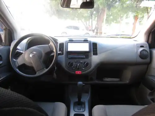 2008 Nissan AD Van