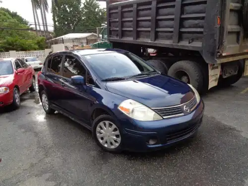 2008 Nissan Versa HATCHBACK