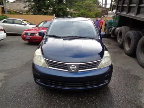 2008 Nissan Versa HATCHBACK