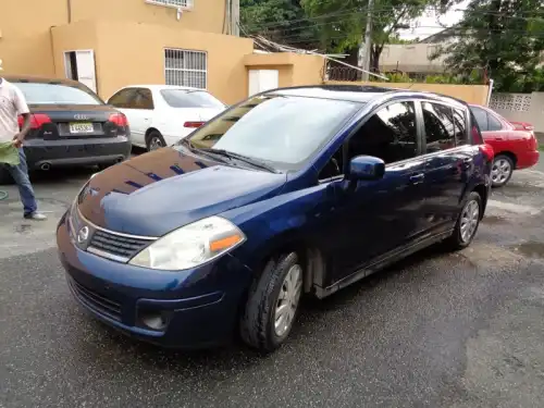 2008 Nissan Versa HATCHBACK