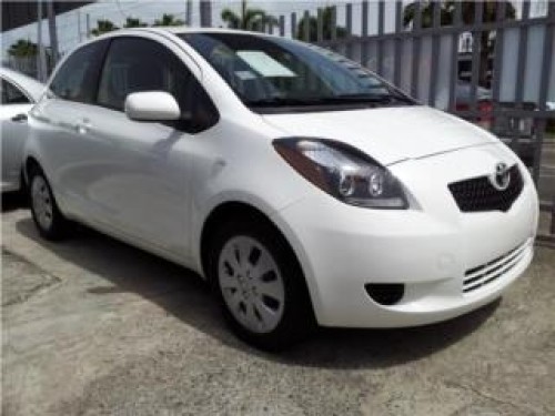 2008 TOYOTA YARIS HATCHBACK SOLO 65K MILLAS