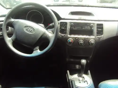 2009 Kia Lotze