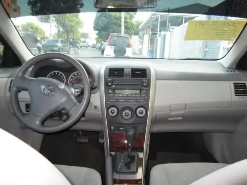 2009 Toyota Corolla LE