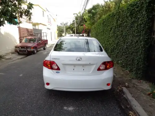 2009 Toyota Corolla LE