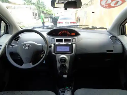 2009 Toyota Vitz
