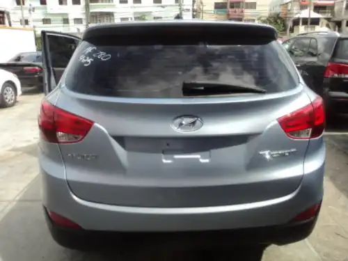 2010 Hyundai Tucson full