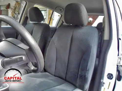 2010 Nissan Versa Hatchback