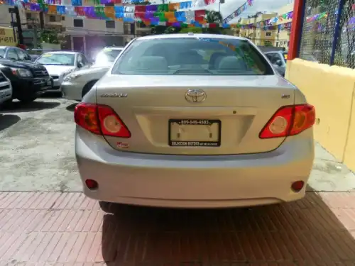 2010 Toyota Corolla LE