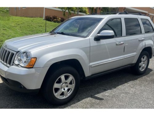 2010 GRAND CHEROKEE LAREDO, EN OFERTA