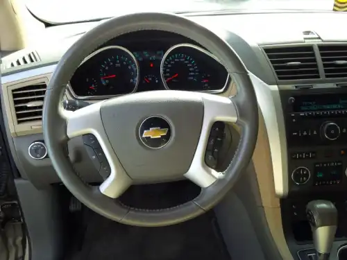 2011 Chevrolet Traverse LT