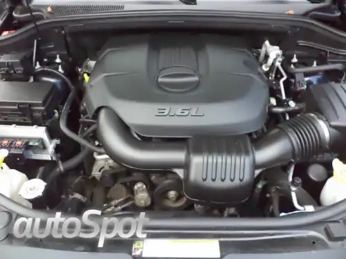 2011 Jeep Grand CherokeeLaredo