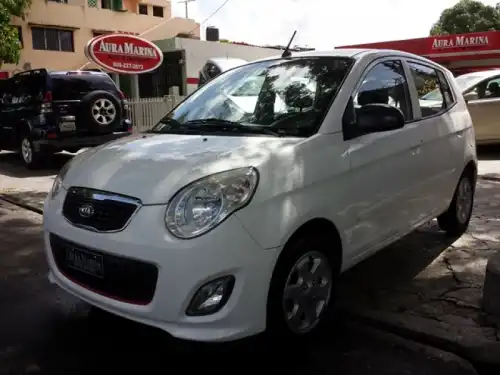 2011 Kia Picanto 0