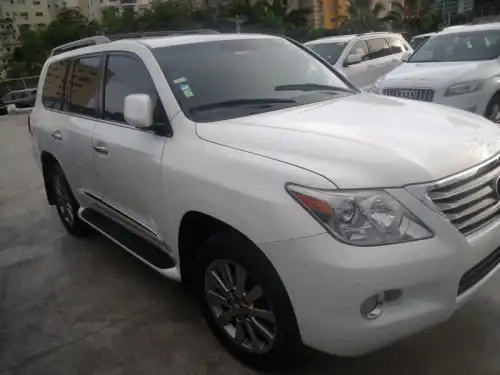 2011 Lexus LX 570