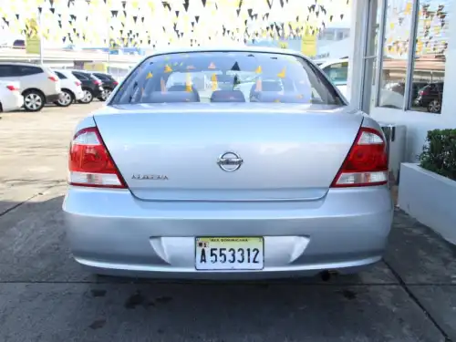 2011 Nissan Almera