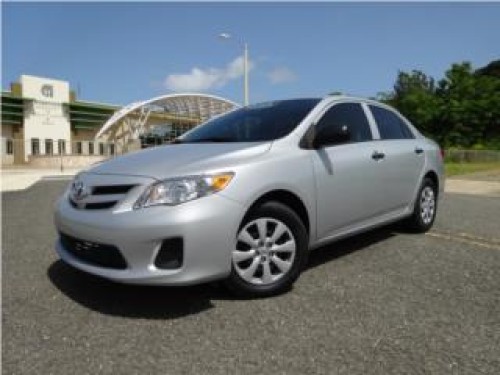 2011 TOYOTA COROLLA