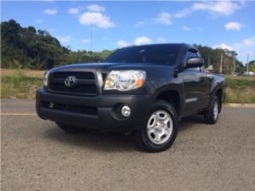 2011 TOYOTA TACOMA INMACULADA 