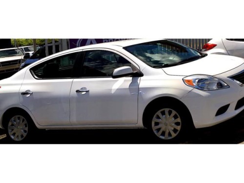 2012 Nissan Versa SV