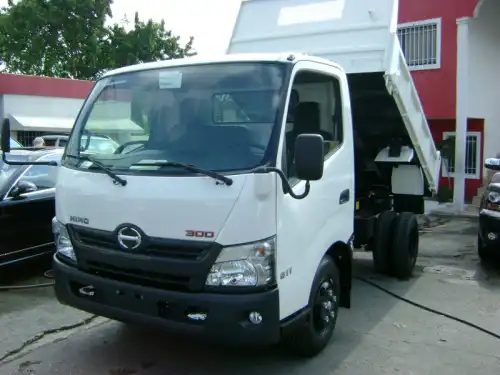 2013 Hino FC3JJUA FG 300