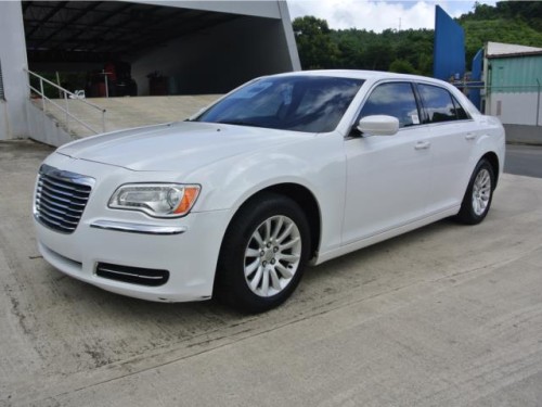 2013 CHRYSLER 300 BLANCO