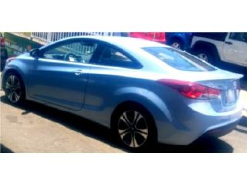 2013 ELANTRA COUPE BIEN NUEVO