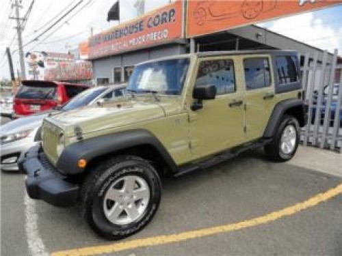 2013 JEEP WRANGLER UNLIMITED VERDE