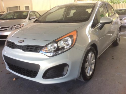 2013 KIA RIO LX AUT EQUIPADA AL MEJOR PRECIO