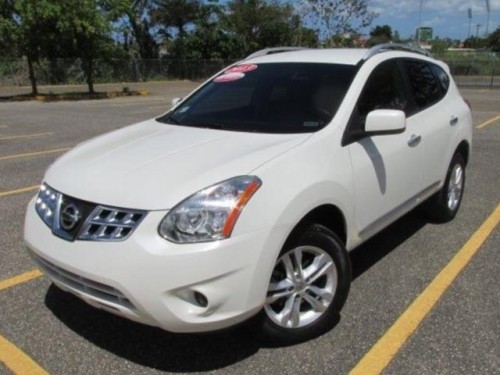 2013 NISSAN ROGUE $18,995