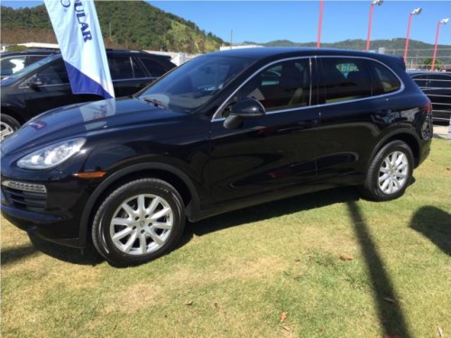 2013 PORSCHE CAYENNE