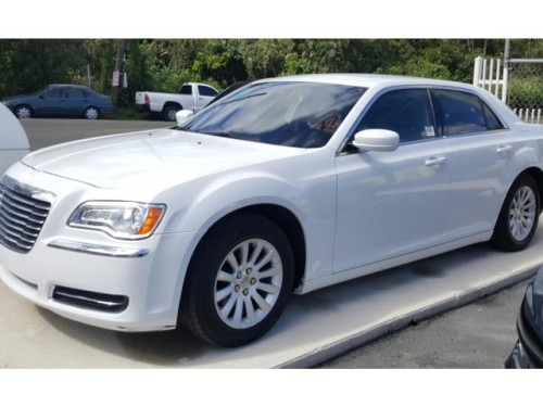 2013CHRYSLER 300GANGA