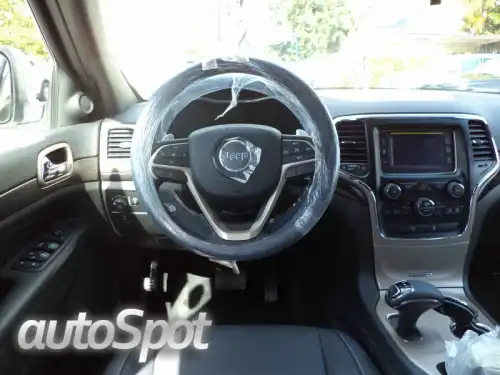 2014 Jeep Grand CherokeeLaredo