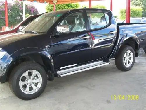 2014 Mitsubishi L200