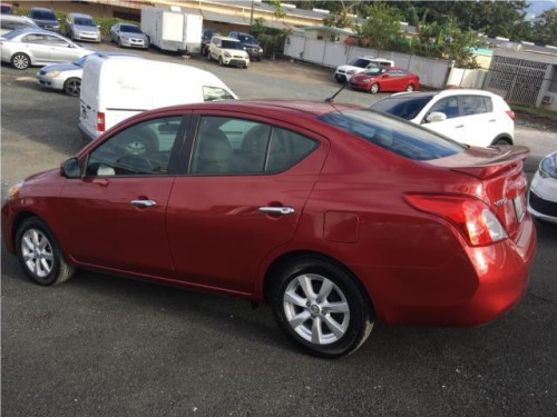 2014 NISSAN VERSA SV COMO NUEVO