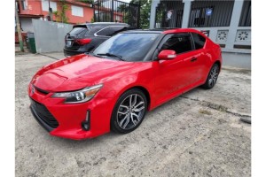 2014 Scion Tc -rojo Nuevo solo 40 millas