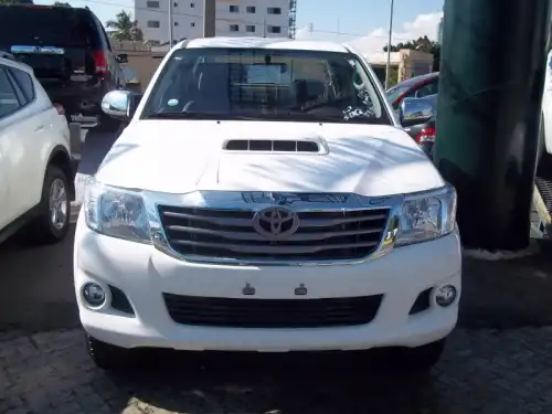 2015 Toyota Hilux LIMITED