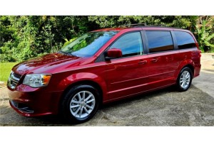 2015 GRAND CARAVAN SXT EN OFERTA