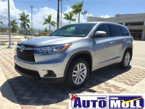 2016 TOYOTA HIGHLANDER LE