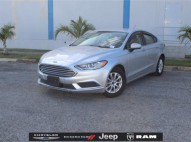 2018 Ford Fusion S T8130260