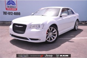 2019 Chrysler 300 Touring T9546340