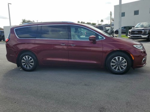 2021 Chrysler Pacifica for sale