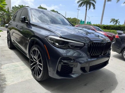 2022 BMW X5M50i INMACULADA POCO MILLAGE