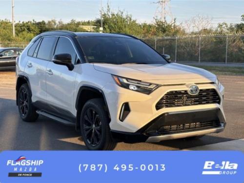 2022 Toyota Rav 4 XSE Hybrid solo 20K millas